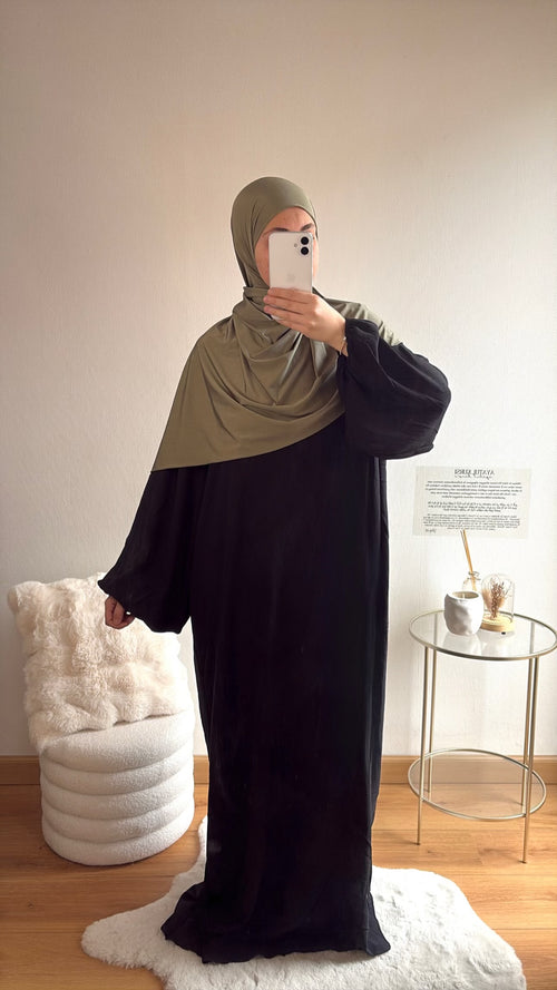 Abaya Naya