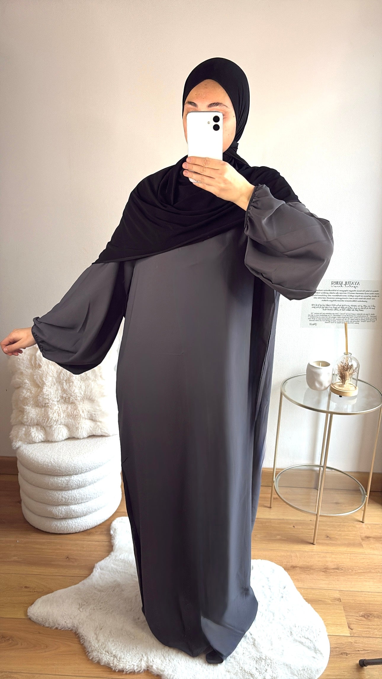 Abaya Lia