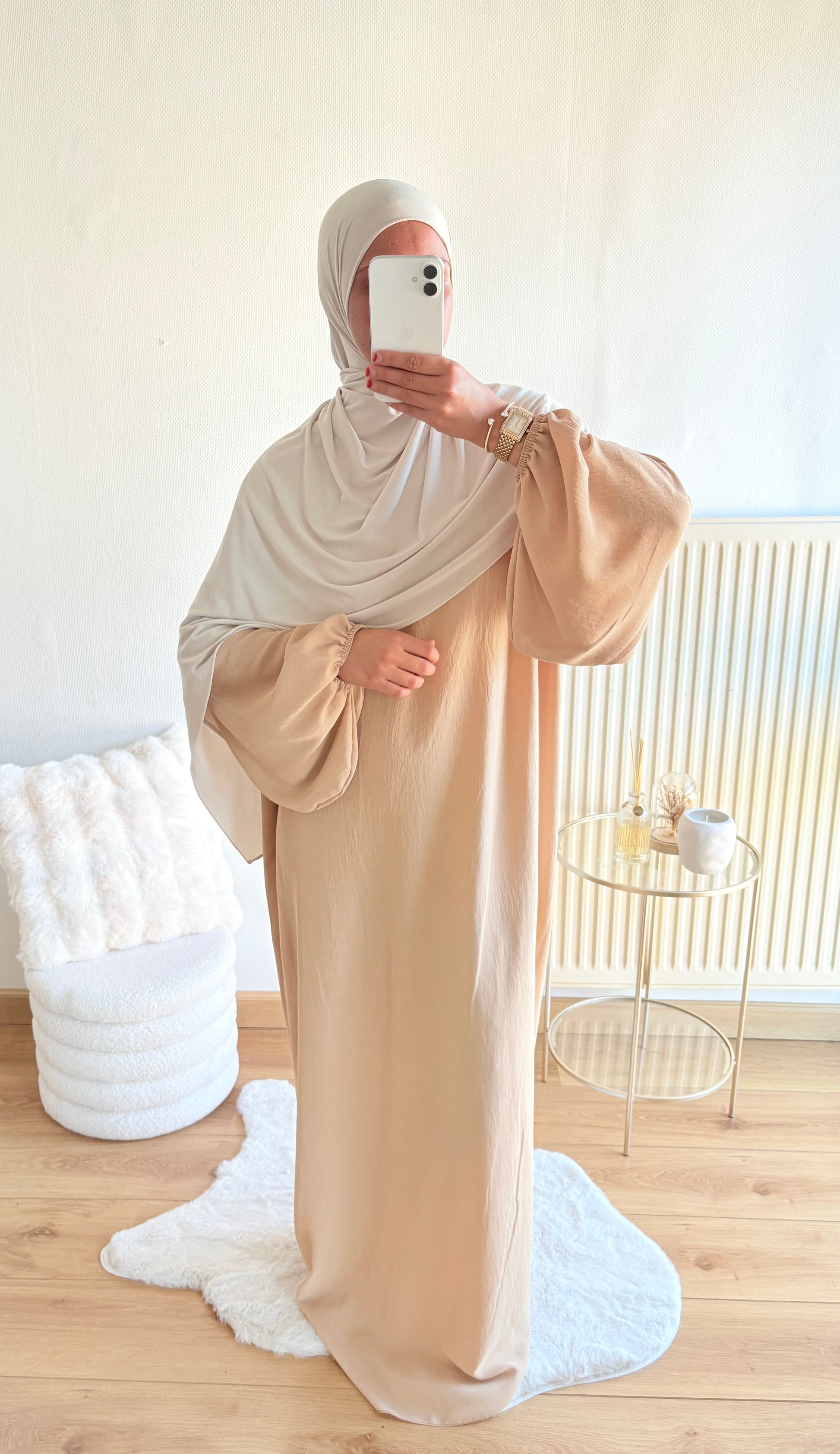 Abaya Manel